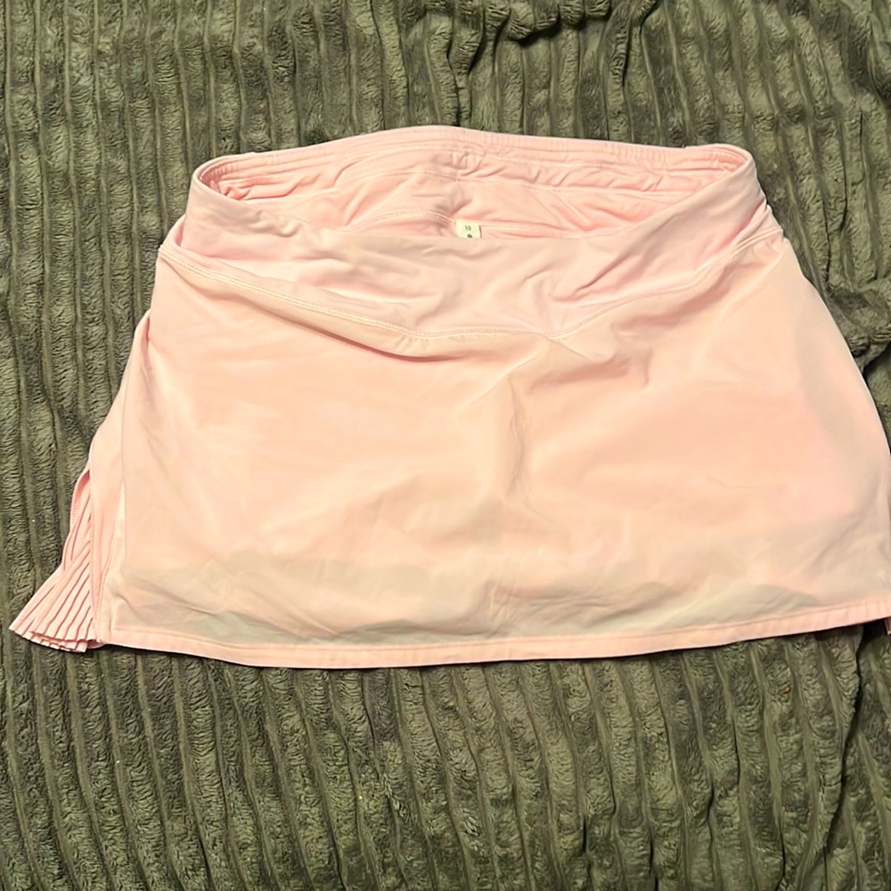 RARE COLOR Light Pink LuLuLemon Play Off The Pleats Skirt